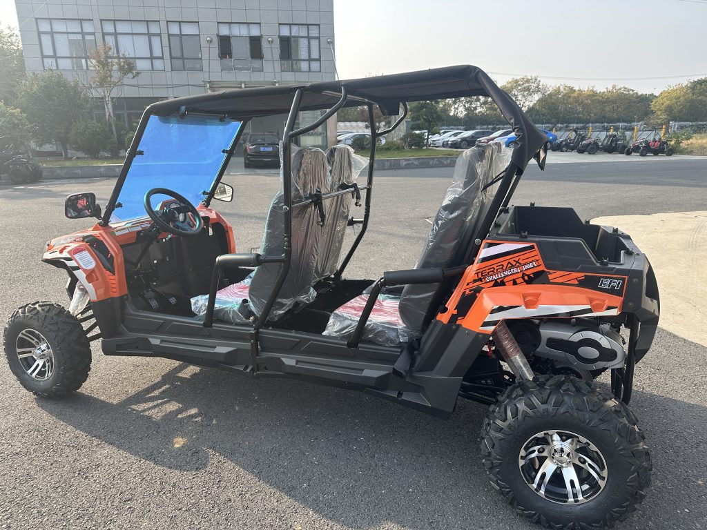 4-seater UTV 300cc Side-by-side with 4 Seats 200cc go-kart China Factory Chinese Manufacturer