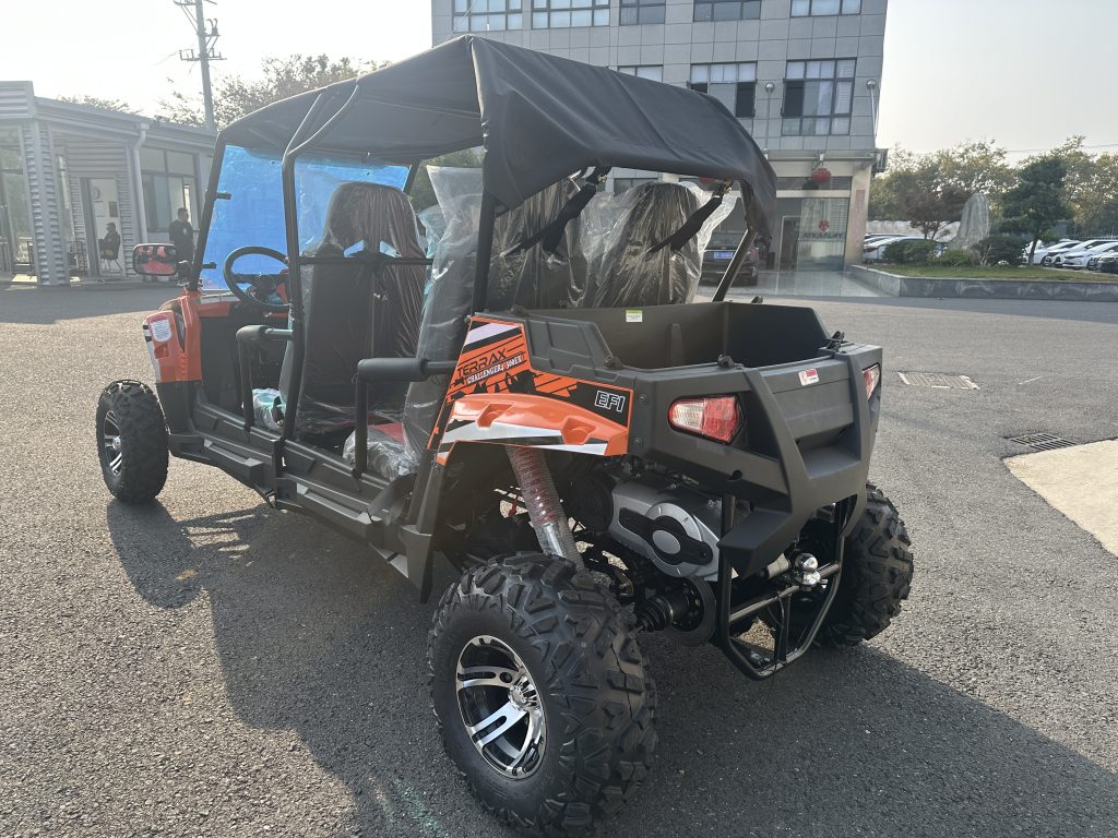 4-seater UTV 300cc Side-by-side with 4 Seats 200cc go-kart China Factory Chinese Manufacturer