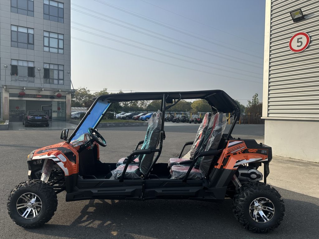 4-seater UTV 300cc Side-by-side with 4 Seats 200cc go-kart China Factory Chinese Manufacturer